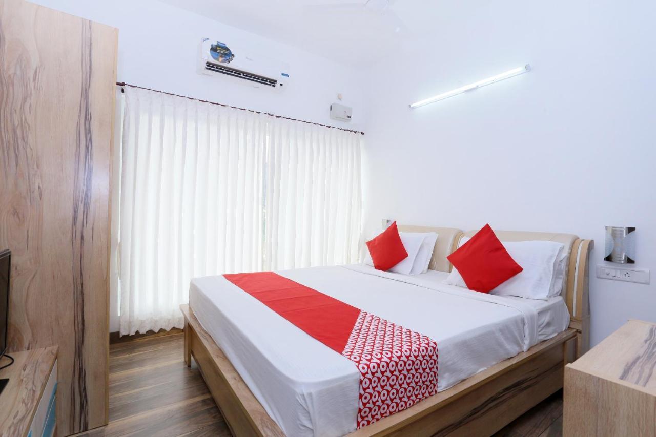 Oyo 24200 Bahri Beautiful Country Otel Ayyampālaiyam Dış mekan fotoğraf